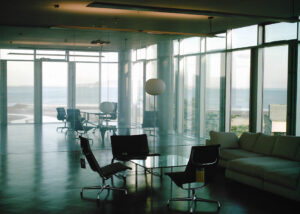 Edge Glaze_ Glass _living_1_edgeglaze.com _djtechsol.com_3b